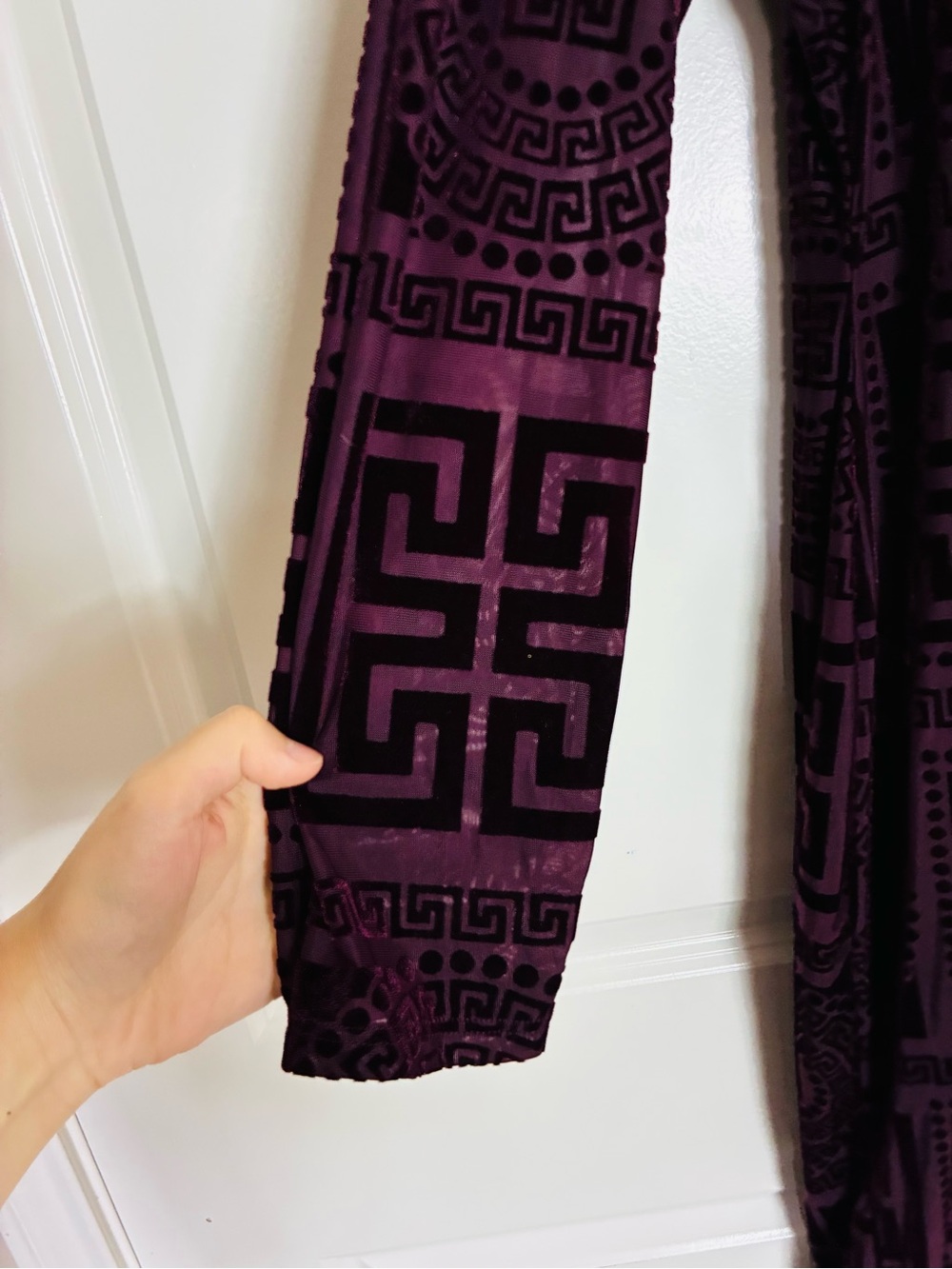 Gothic Women's Long Sleeve Deep Plum Dress with Velvet and Sheet material 3X - Picture 9 of 12